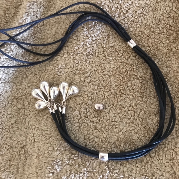 Robert Lee Morris SS & leather adjustable necklace - Picture 5 of 7